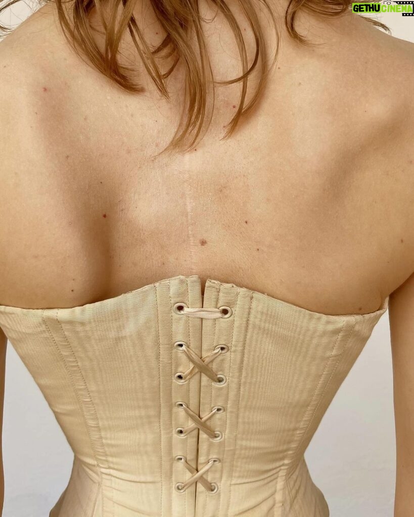 Stella McCartney Instagram - LADY GARDEN: I love how we’ve done corsetry in a very day-to-evening, very youthful, way... It also reflects an area of womanhood that at one stage was more controlling and limiting, and now women are taking back ownership of what they want to wear; celebrating their curves and strength... x Stella   Every year, 300 million trees are felled by the fashion industry. Our corsetry is sculpted from forest-friendly viscose – a wood pulp-based fabric we responsibly source from sustainably managed forests, protecting ancient and endangered woodlands. Shop the #StellaSpring24 Moulded Corset Top in-store and at stellamccartney.com. Credits Video: #ShotByStella  #StellaMcCartney