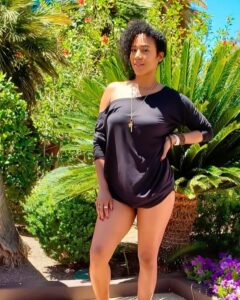 Stephanie Charles Instagram - Photo dump😌 I had a beautiful time for my birthday in Vegas. Thanks everyone for the birthday wishes 💜💜💜💕💕 #birthday #grateful #stephaniecharles #vegasstrip #chillvibe #sistersforever