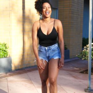 Stephanie Charles Instagram - The weather in L.A. makes feel like🥰💋
 
📸 by these beautiful ladies @mikhalajene  and @farvelis. I appreciate you more than you’ll ever know💕💕🙏🏽🙏🏽

#stephaniecharles
#goodvibesonly
#lavibes
#actresslife
#photoshoot