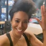 Stephanie Charles Instagram - A lesson on how to…. 😘 #stephaniecharles #haitianamerican #creole #goodvibesonly #goodvibeswithgoodpeople #tylerperrystudios