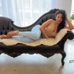 Stephanie Charles Instagram - Do you have those days where you work really hard to stay focus and motivated? Uggh, today is one of those days😩. It’s ok though…I got this..💪🏽💪🏽 #stephaniecharles #stayfocus #staymotivated💪 #tylerperrystudios #ruthlesssonbetplus #bet