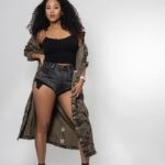 Stephanie Charles Instagram - “Her soul is fierce Her heart is brave Her mind is strong” - r. h. Sin 📸 @mfbentertainment 💄 @tamarathemua 💇🏾‍♀️ @briarihair #stephaniecharles #photoshoot #bts #setlife🎬 #tylerperrystudios #bet