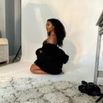 Stephanie Charles Instagram - Sitting pretty🤍 Always good working with you guys. @mfbentertainment and @tamarathemua Thank you so much for your hard work💕