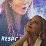 Stephanie Styles Instagram - I’m an @ashleyparklady girl 🎀 in an @ashleyparklady world 🌎 @joyridemovie is hilarious, moving, sweet, shocking, and just so so cool. From serenading puppets in Kerrytown to leading a laugh-out-loud-cry-out-loud motion-picture, Ashley Park has always been and continues to be an absolute star!!! 🌟#joyridemovie