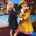 Stephanie Styles Instagram - One week later and I’m still processing how magical Minnie’s Moonlit Madness was! It was more epic than I ever could have imagined! Thank you to Minnie, Craig, and all the wonderful people I met for letting me be a part of your special night! Still in awe 💛🔎🎀 #minniesmoonlitmadness #minniesmoonlitmadness2022 Disney California Adventure Park