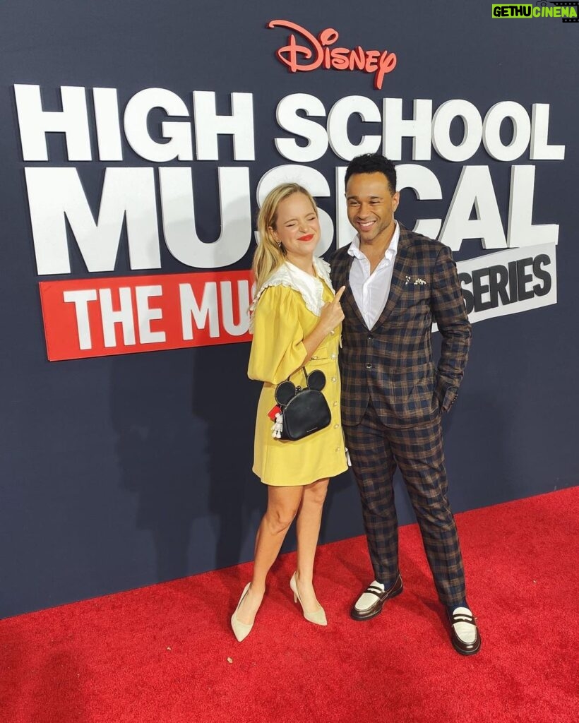 Stephanie Styles Instagram - The *~Always True to BLEU~* crew is back! So grateful that there’s going to be a new @corbinbleu production number on @disneyplus very very soon! #HSMTMTS #highschoolmusical Walt Disney Studios