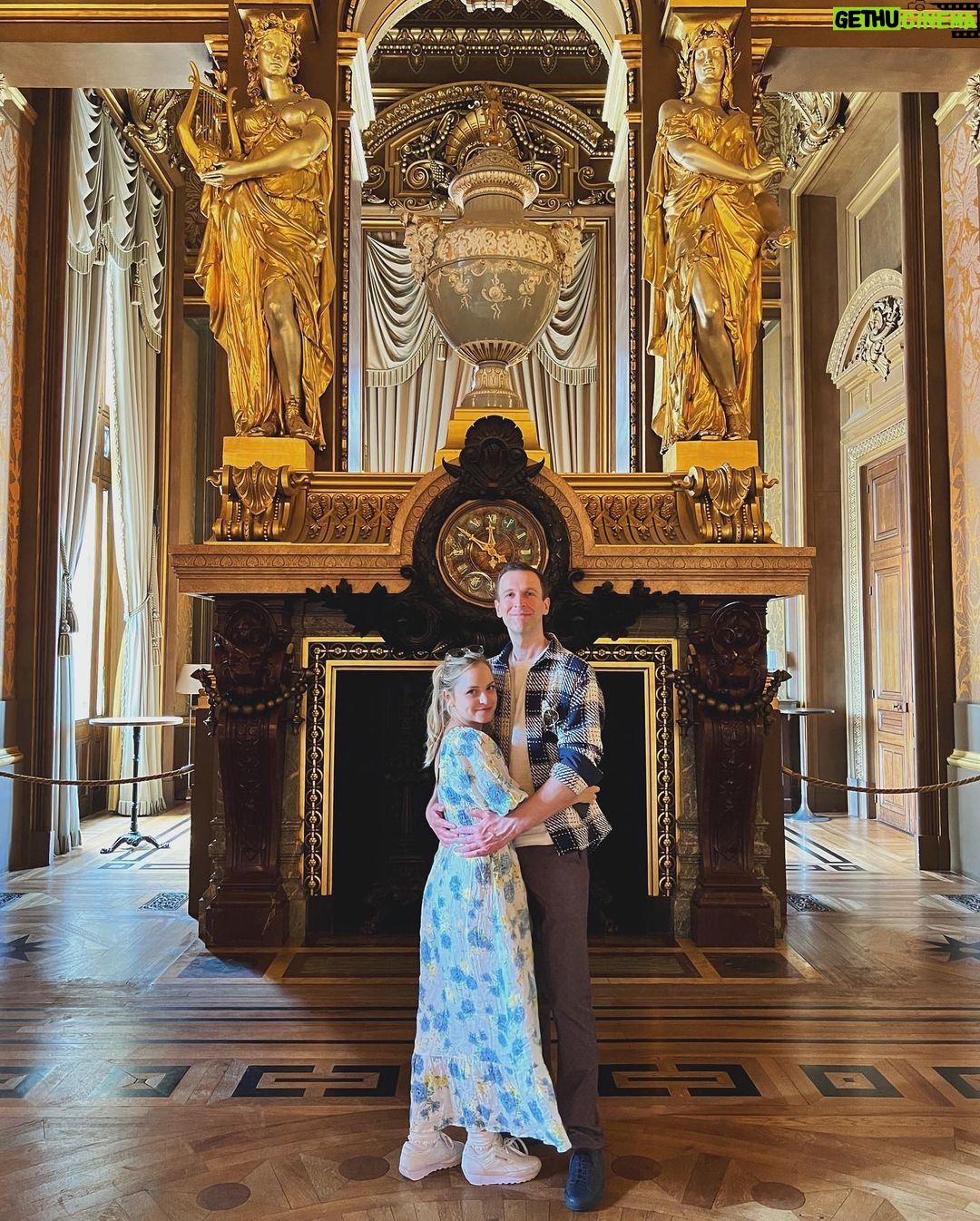 Stephanie Styles Instagram - Sold. Your number, sir? Thank you. Opéra Garnier