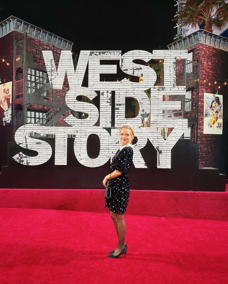 Stephanie Styles Instagram - Add my voice to the masses: @westsidestorymovie is a masterpiece. ✨ Last night was one of the greatest cinematic experiences of my entire life. @arianadebose is a tour de force. Truly an awe-inspiring masterclass. @rachelzegler is a star. As generous in her effortless talent as she is in spirit. Watching these women soar continues to be a beautiful thrill. The entire cast is complete magic and - of course - I immediately burst into tears the moment @bentylercook danced onto screen. Truly this film is a gift!! 🌌 The El Capitan Theatre