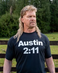 Steve Austin Instagram - Notice anything different? Yep, it’s the shirt… #BigGame #SB58 #Mullet #SteveAustin #Kawasaki #GoodTimes