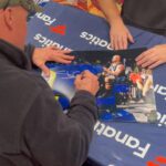 Steve Austin Instagram - Helluva couple days with @americaniconautographs and the crew. Good times. Good people. Great stories. #prowrestling #work #shoot #gimmick #stonecold #wwe #hellyeah #americaniconautographs