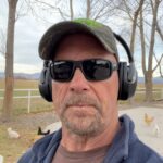 Steve Austin Instagram - Hangin’ with the chickens, cutting up boxes for trash day, and audible books. @demkoknives #chores #work #chickens #knives #knife #catsofinstagram #pocketknife #audiblebooks #ranchlife #usa #america #freedom #🇺🇸 #outdoors