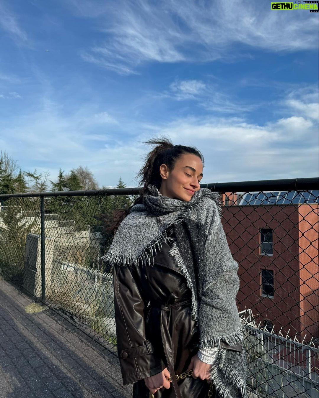 Sude Zülal Güler Instagram - ♥️wearing self-love instead of makeup♥️