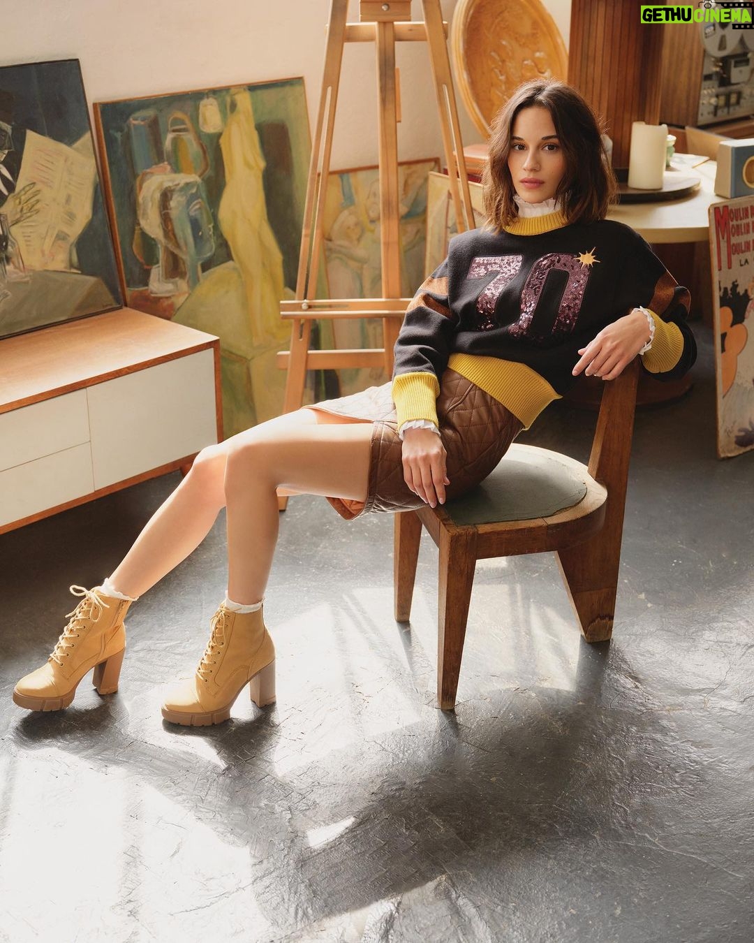 Sude Zülal Güler Instagram - InStyle Ekim 🌸 Ellere sağlık💫 Yayın Direktörü: @isiksimsek Röportaj: @eylulsolakoglu Fotoğraf: @emrekaratasoglu Styling: @ekinsuoktar Styling Asistanları: @aysenrkurtulus ,@yoncastalf Saç: @talatkivrak Makyaj: @barisyilmmaz Fotoğraf Asistanları: @cagdasezginn , @ugurciftdogann Mekan: @tuhafier @icontalentofficial 🤍