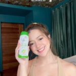 Sue Ramirez Instagram - Whether for work or leisure, when it comes to traveling, I make sure to keep my skin nourished, moisturized, and protected from the sun ☀️☀️☀️ That’s why I’m so glad that @silkaskincare has a travel sized Silka Green Papaya Lotion 100ml and a 65g sachet Silka Green Papaya Soap so I can take care of my skin wherever I go 💚✨ #SignNaYan #ISawTheSign #AngSignNaHanapMo #Silka2023