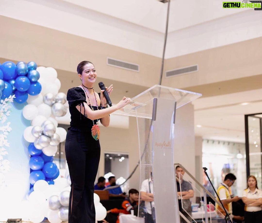 Sue Ramirez Instagram - Had the privilege and honor to speak on behalf of “my beloved” Mayor @javibenitezzz for the TESDA National Tech-Voc Day and 29th Anniversary. Also happy to support the newly appointed Provincial Director of TESDA Negros Occ. , my sister, @ninadodd . Thank you for having us, Ate, and congratulations on the success of your event, the World Cafe of Opportunities at Ayala, Bacolod. This event offers Tech-Voc TESDA graduates career opportunities that will align with their training. There were 5000 job openings ready for hiring on the spot. May you continually hold events that offer more opportunities that will help our kababayans find fitting careers for themselves. 🙌🏼 Mabuhay and Happy 29th Anniversary, TESDA! 🇵🇭♥️ Ayala Malls Capitol Central - Bacolod City