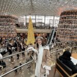 Sue Ramirez Instagram - Dive into the realms of imagination where words can paint pictures and stories come to life 🤩💭📖✨ Quick trip to the beautiful Starfield library in Gangnam. 🫰🏻💕 Starfield Library