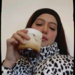 Sue Ramirez Instagram - Iced coffee parin kahit brrrrrrr 🥶☕️ Kape tayo oo