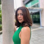 Sue Ramirez Instagram - Happy Sunday 💚💚💚 Check the last slide para Rakenrol 🤘🏻🤣 #PaskoAngPinakamagandangKwento 🎄✨