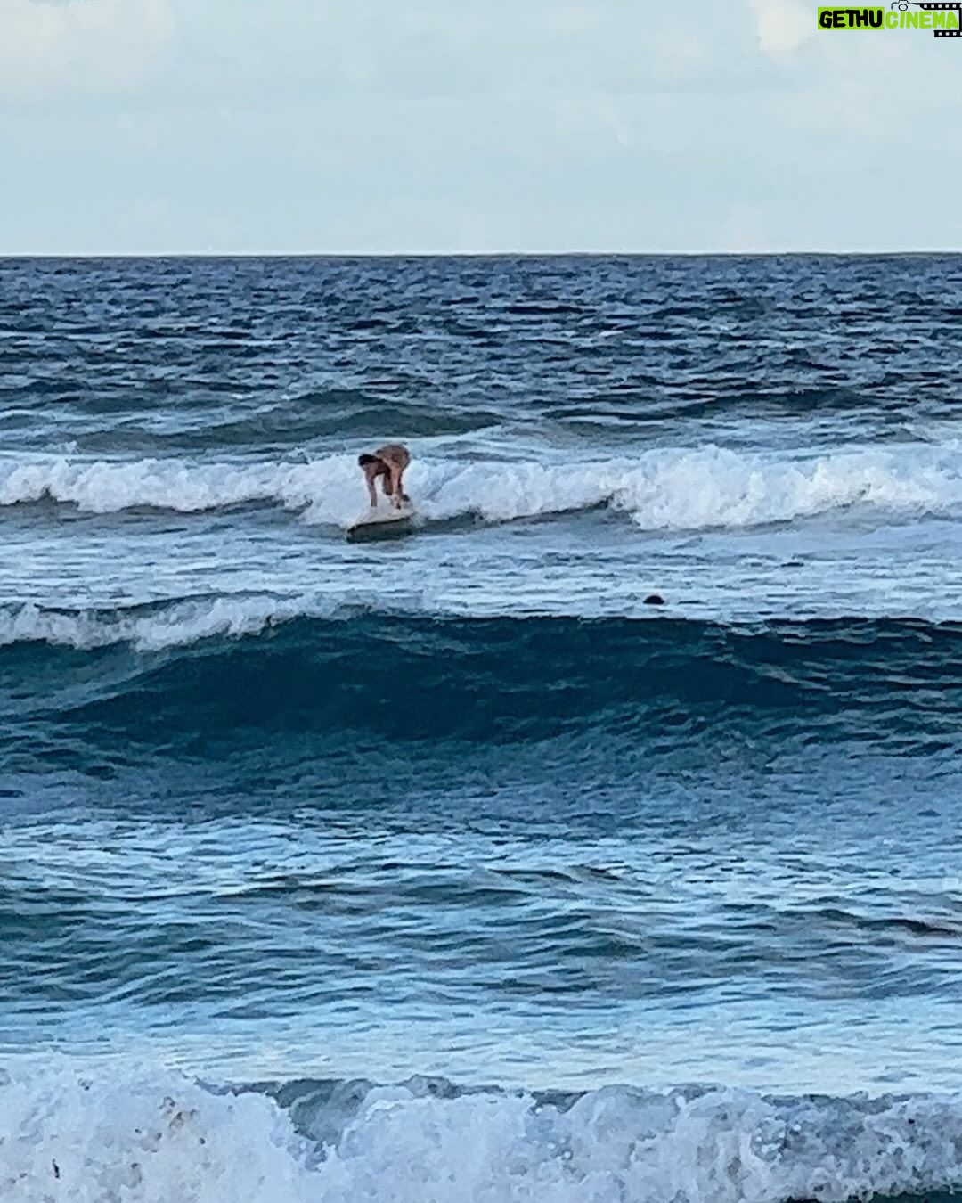 Sue Ramirez Instagram - A carousel of cherished memories 🌊✨ Siargao Island, Philippines