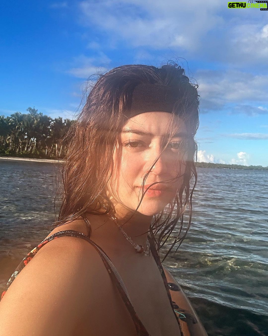 Sue Ramirez Instagram - A carousel of cherished memories 🌊✨ Siargao Island, Philippines