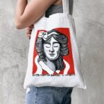 Sue Ramirez Instagram - Basta ilongga…. Kabalo na kamo na ah 😜✌🏻 Found this tote bag at the #NegrosTradeFair2023 ♥️♥️♥️ hand painted by @shequivis_artpieces 🙌🏼😍 #BastaIlonggaGwapa 📸: @trishiamaeromero 💋