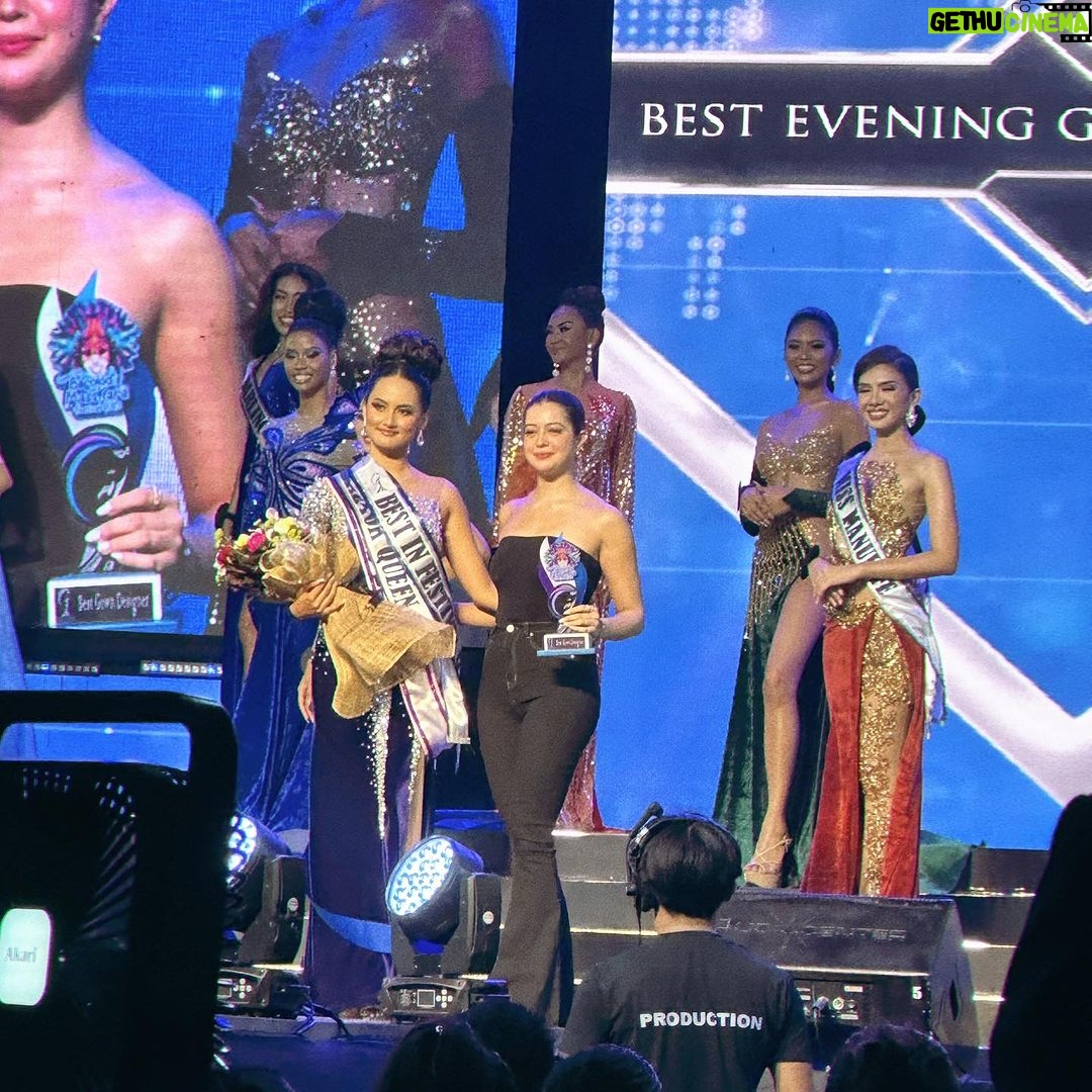 Sue Ramirez Instagram - Thank you to the #MsBacolodMasskara2023 team for the beautiful flowers and for the chance to give an award for the Best gown designer. ππ Congratulations to the newly crowned Queen, all the winners, all the gwapa contestants and to Mayor @albeebenitez for the very successful #MsBacolodMasskara2023 event! ππ»ππΌπΈπ½β¨β₯οΈ Bacolod City, Negros Occidental