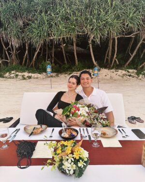 Sue Ramirez Instagram - Warm and breathtaking. In your arms, every sunset feels like a masterpiece, painting our love story with vibrant hues of happiness 🫶🏻

Thank you for loving me the way that you do. Years have passed and you still make my heart glow. I am a lucky one ♥️✨