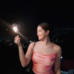 Sue Ramirez Instagram - First week of 2024 🫶🏻✨ Happy Monday!