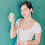 Sue Ramirez Instagram - Stay protected from the intense summer heat 🥵with the help of Silka Green Papaya Lotion with SPF 30! 💚 Sign mo toh to always remember to stay hydrated and apply a shot glass full of SPF on your neck, arms and legs! Stay safe and enjoy your summer Silka Fam! 💚☀️ Shopee & Lazada store: Silka Skincare Store #SignNaYan #ISawTheSign #AngSignNaHanapMo #SilkaSkincare #Silka2023