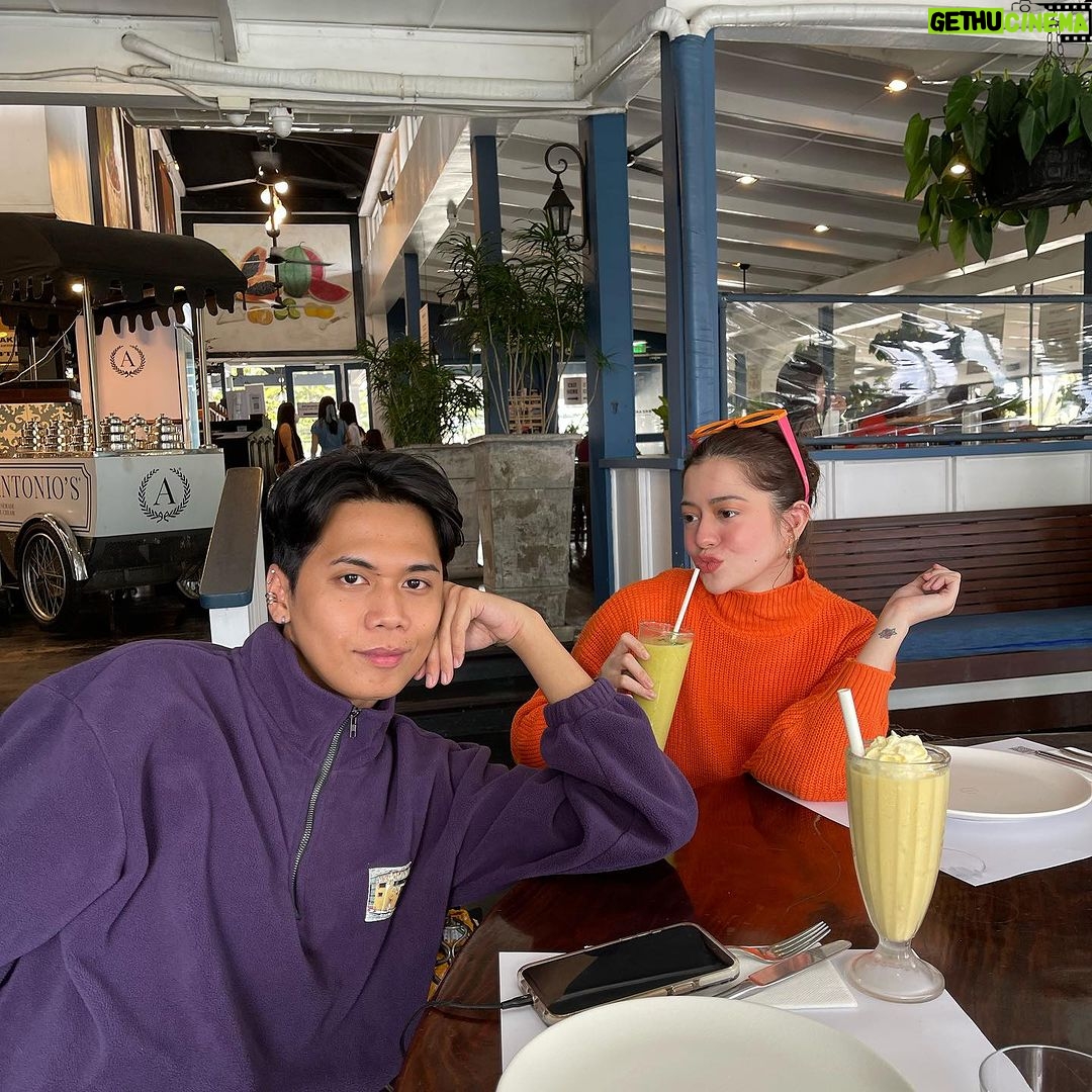 Sue Ramirez Instagram - Ang saksi sa lahat lahat. Ilang taong hawak ang kamay ng isa’t isa habang sabay namin tinutupad ang mga pangarap namin. Maswerte ang lahat ng tunituring mong kaibigan. Nagiisa ka, bes @imjoric ! HAPPY BIRTHDAY! Mahal kita 🤗♥️