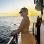 Sue Ramirez Instagram - The sun will set only to rise again 🌅💛 Boracay Island, Philippines