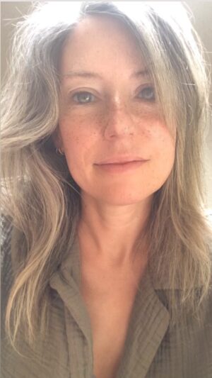 Sugar Lyn Beard Instagram - Why do I have to post a Reel? Is this a Reel? What is Reel. BE REEL. Thanks internet. #sugabaybee