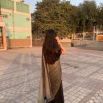 Suhani Sethi Instagram – Kitni dafa subah ko meri tere aangan mei baithe maine shaam kiya… Kabhi alvida naa kehna, Dps Rkp 🌻❤️ Delhi Public School, R.K. Puram, New Delhi