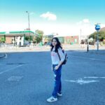 Suhani Sethi Instagram - Just some more of Sofia!! 💗 (Majorly the crazy times we had during the making 😬) Also our little Seher playing Iti in the film, made snowmen for us 🥰☃️ #cuttputlli