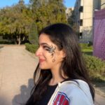 Suhani Sethi Instagram - just some 🎨🖌️🌞✨ and loads of 😁☺️🩷