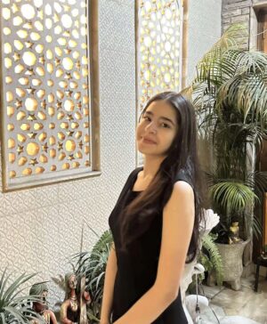 Suhani Sethi Instagram - Eighteen 💖🥹💫🧸 🪐🌺✨🦄