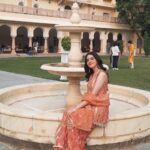 Suhani Sethi Instagram - Mom clicks the best pictures, and looks the best in them ❤️