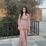 Suhani Sethi Instagram - indecisiveness at its peak 🌸🩷 Jaipur, Rajasthan