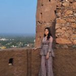 Suhani Sethi Instagram - indecisiveness at its peak 🌸🩷 Jaipur, Rajasthan