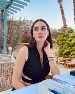 Sultan Elif Taş Instagram - 🖤