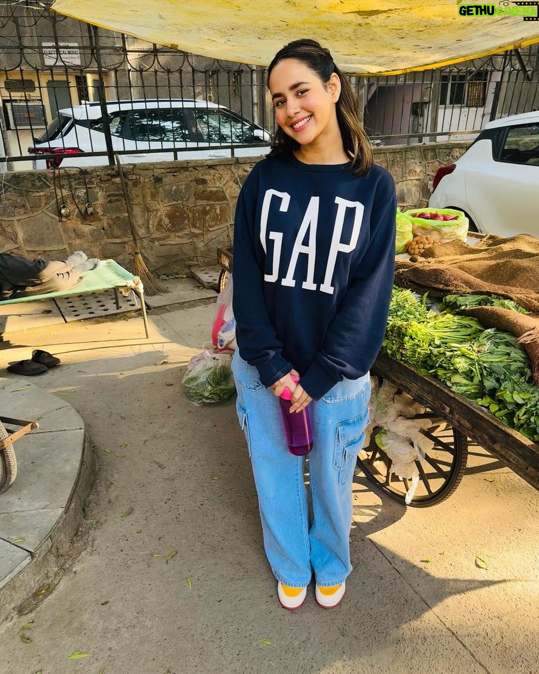 Sunanda Sharma Instagram - Ki haal ne sohneyo😜