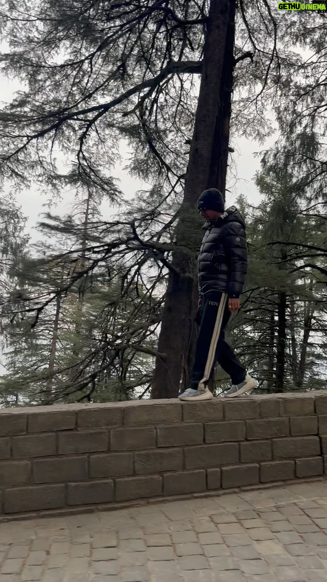 Sunil Grover Instagram - Don’t try this at all !
