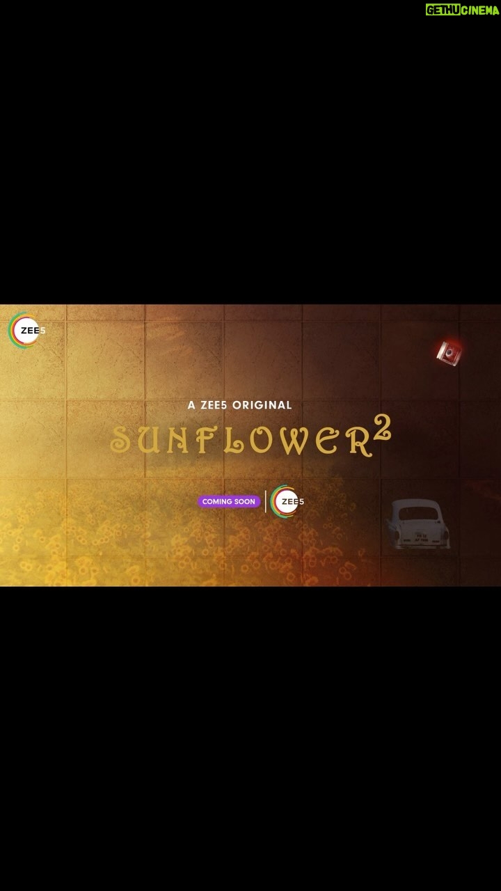 Sunil Grover Instagram - There will be no udhaar because Sunflower S1 is now for FREE* mere yaar! #SunflowerS2 coming soon only on #ZEE5 #SunflowerInstagram @adah_ki_adah @ranvirshorey @vikas71 @parmarchaitally @navingujral @mukulchadda @ashishvidyarthi1 @shonalinagrani @sonaljhaofficial @radhabhatt @salk.04 @officialashwinkaushal @annu soni @reliance.entertainment #GoodCo @virajsawant @sarkarshibasish @riaoninsta @girishkulkarni1 @shahaab alam @nirajpamwani @rohitkulkarni @vijayganguly @zee5 @zee5global @manish_kalra_ @nimishalok