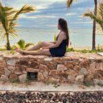 Sunitha Pandey Instagram - Looking for ……… ! #travelphotography #travelblogger #instadaily #instamood #beachvibes #thailand #phuket