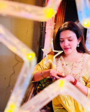 Sunitha Pandey Instagram - ⭐️⭐️⭐️

#diwali #diwalirangoli #diwali💥 #sunita #familytime #picoftheday