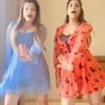Sunitha Pandey Instagram – Duet is back #poo 

#kareenakapoor #poo #duet #sunita #dancechallenge #dance #instareels #dancelife
