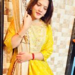 Sunitha Pandey Instagram – ⭐️⭐️⭐️

#diwali #diwalirangoli #diwali💥 #sunita #familytime #picoftheday