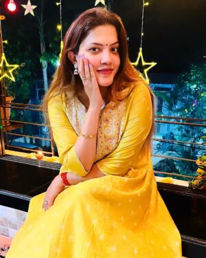 Sunitha Pandey Instagram - ⭐️⭐️⭐️

#diwali #diwalirangoli #diwali💥 #sunita #familytime #picoftheday