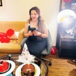 Sunitha Pandey Instagram - 2023 birthday celebration #latepost #birthday #celebration #sunita #celebrationcake #celebratelife