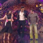 Sunny Leone Instagram - #ShukravaarKaVaar mein, miloge aap Sunny aur Abhishek ke saath! ✨ Dekhiye #BiggBoss17, Mon-Fri 10PM & Sat-Sun 9PM sirf #Colors aur @officialjiocinema par. #BB17 #BiggBoss @beingsalmankhan @sunnyleone @abhishek_as_it_is
